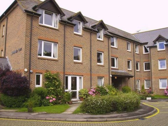 1 Bedroom Retirement...